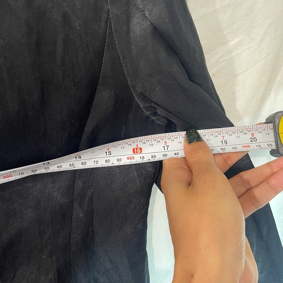 Laundry By Shelli Segal Black Blazer with Striped Lining - Picture 4 of 4